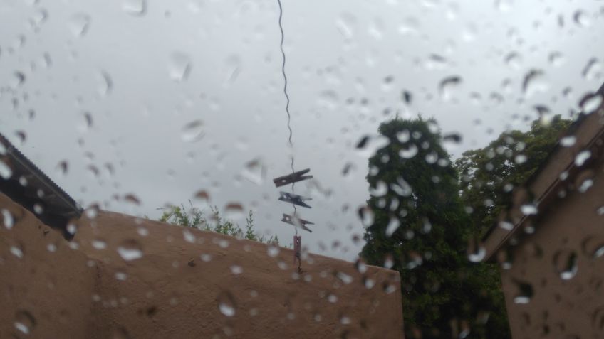 Viernes: probabilidad de chaparrones y tormentas aisladas