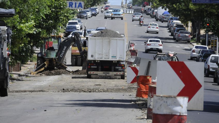 Se avanza con obras de infraestructura vial en varios frentes