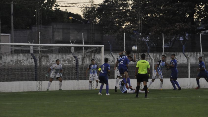 Grupo Universitario dejó dos puntos como local