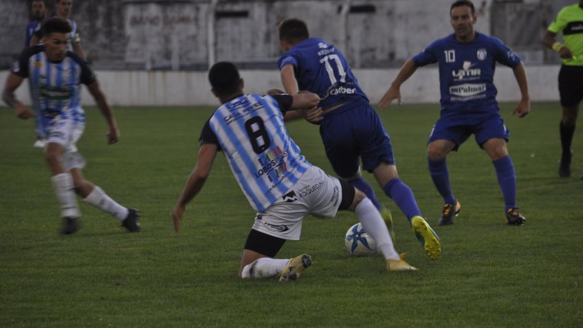 Un empate para sumar de Grupo Universitario 