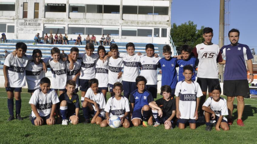 10 div. Gimnasia y Esgrima