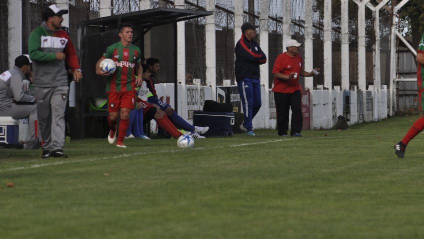 Grupo y una dura derrota por 3 a 1