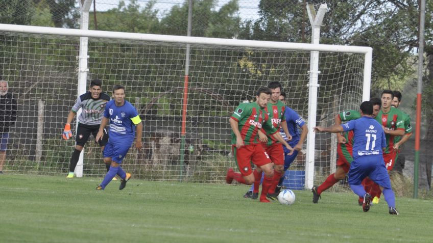 Grupo y una dura derrota por 3 a 1