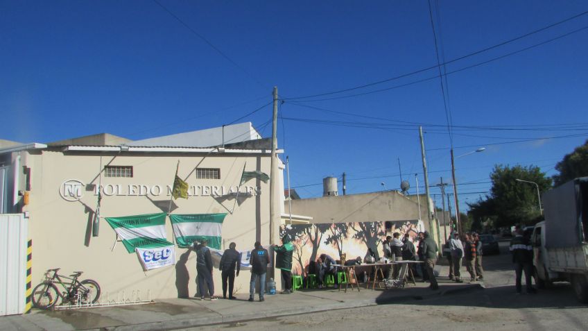 Trabajadores denuncian violencia física y psicológica e irregularidad en los pagos