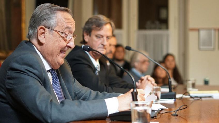 Miguel Lunghi inauguró las sesiones legislativas