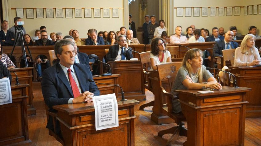 Sindicatos Docentes responden carteles de concejales 