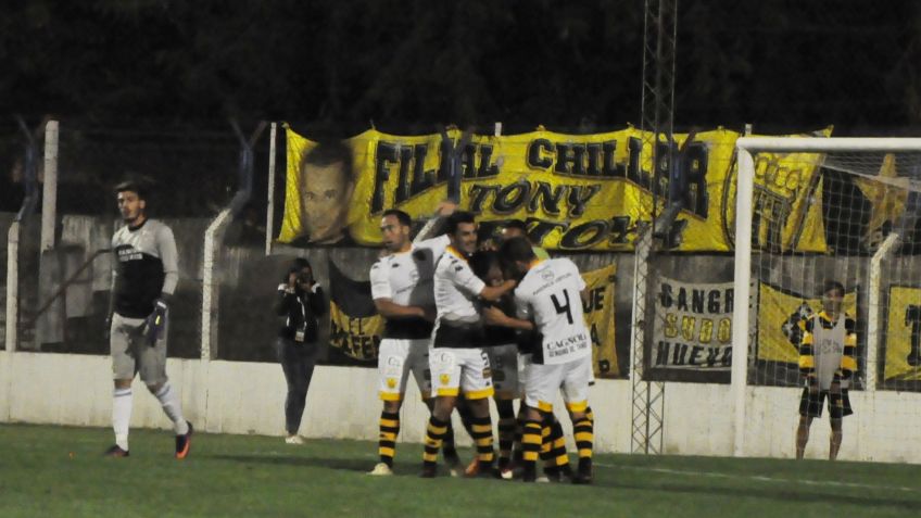 Santamarina gana y respira