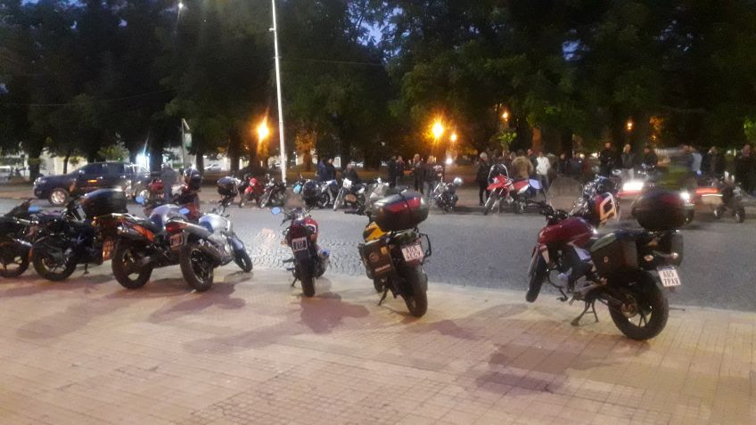 "Nos ponen como si todos los que andamos en moto fuésemos presuntos delincuentes"