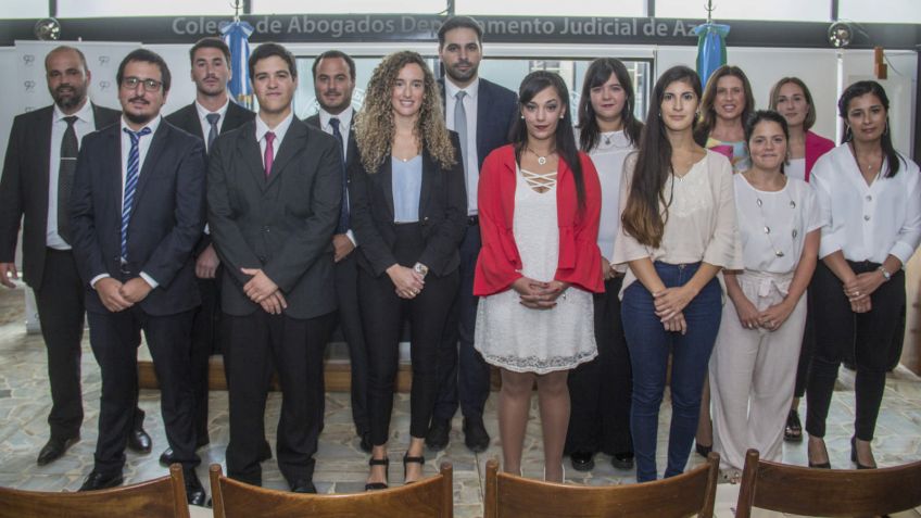 Bienvenida y jura de doce nuevos profesionales