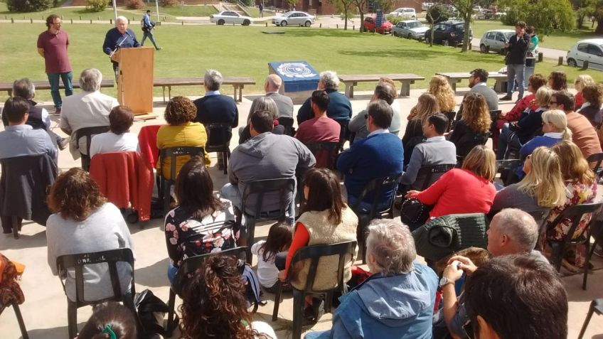 Las baldosas de las Madres, ahora reubicadas en UNICEN