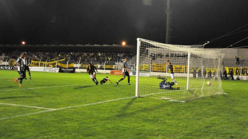 A Santamarina se lo dieron vuelta