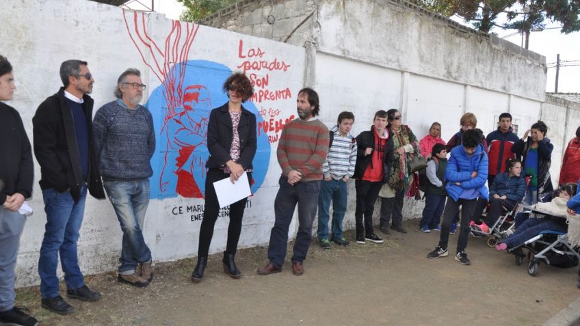 "Las paredes son la imprenta de los pueblos"