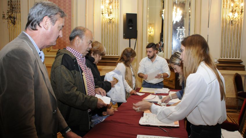 Se entregaron 73 escrituras de viviendas