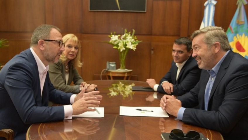Camuzzi y Provincia celebran un acuerdo para actividades de responsabilidad social
