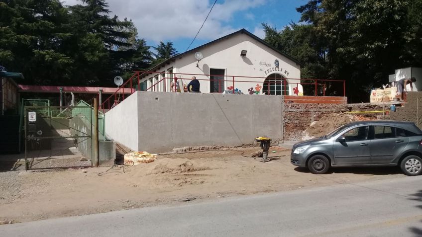 Etapa final de la obra en la Escuela Primaria 8 de Arroyo Seco