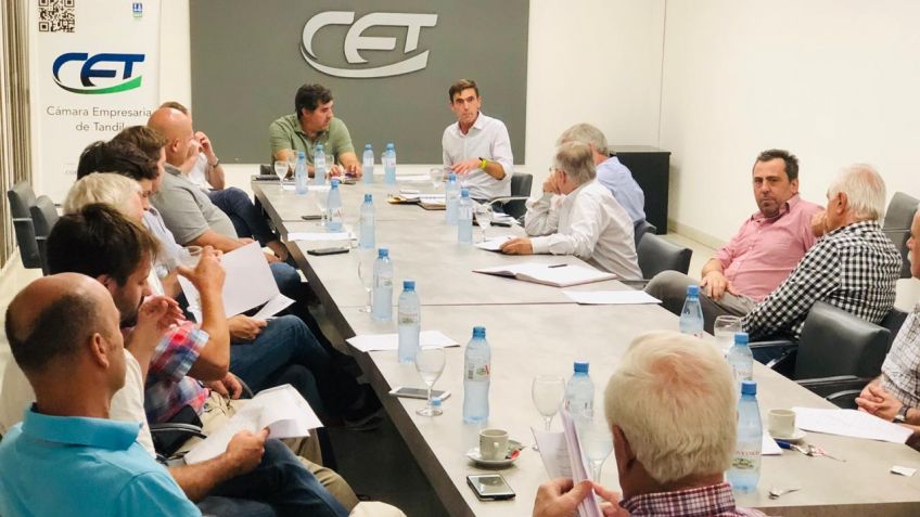 La Cámara Empresaria se reunió con Iparraguirre por la ordenanza de tutorías deportivas
