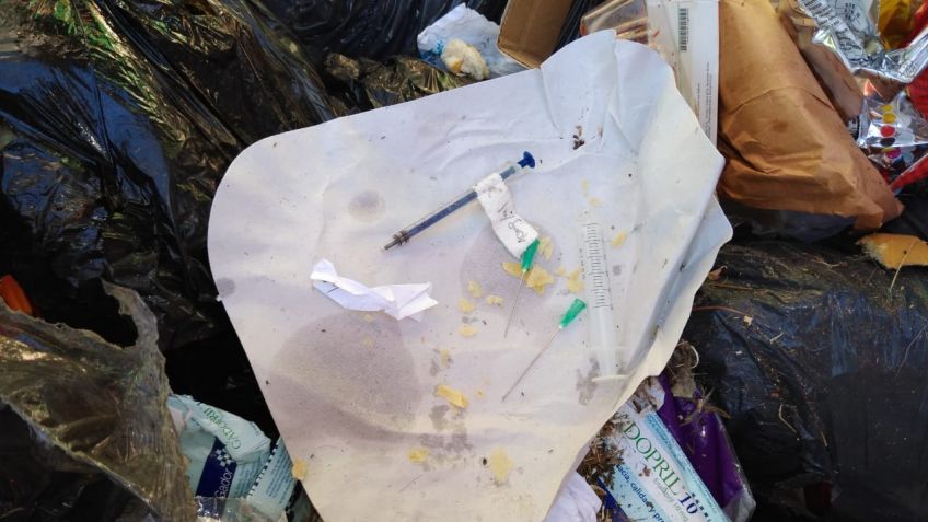 Encuentran jeringas en canastos de basura