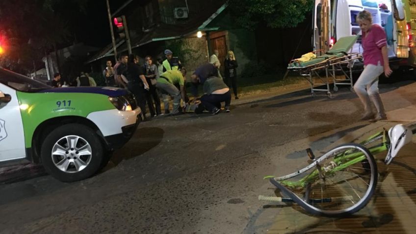 Dobló hacia la izquierda en infracción e hirió a un ciclista