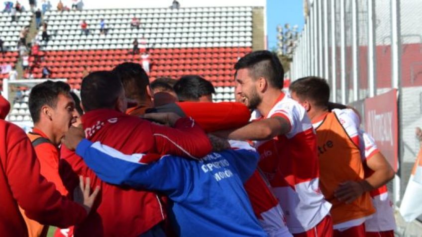 Aire para Santamarina: perdió Olimpo