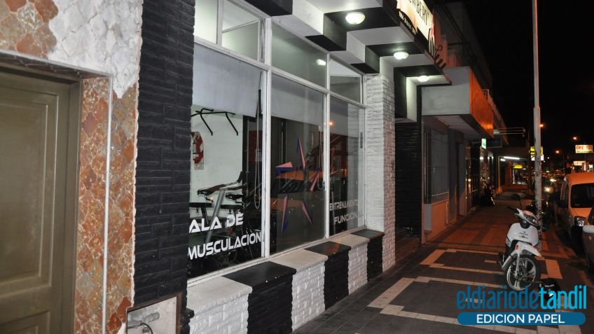 El frente del Newbery en Rodriguez al 1200