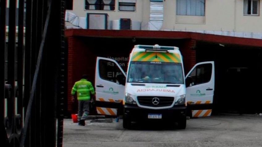 Tres ocupantes de una motocicleta heridas tras choque con auto