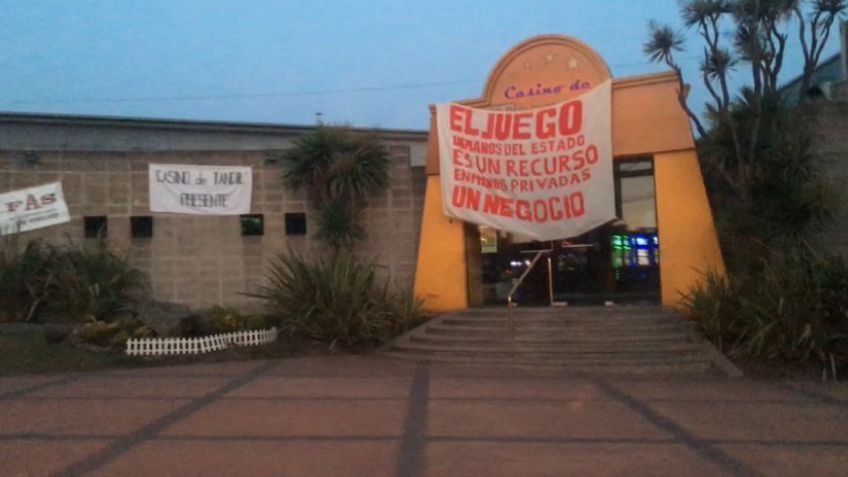Con incertidumbre sobre su futuro, trabajadores del Casino van al paro