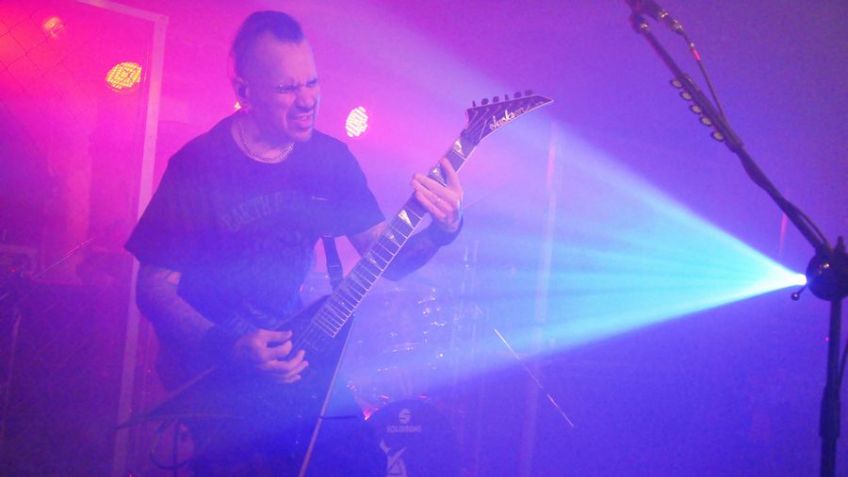 Andrés Gimenez tocando en Tandil con ANIMAL (2015)
