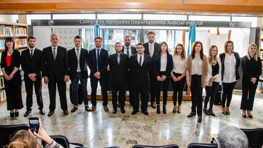 Bienvenida y jura de nuevos profesionales en el Colegio de Abogados de Azul