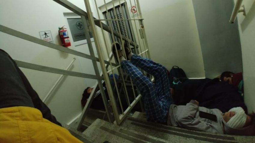 El apoyo a Luciano: sus amigos durmiendo en el Hospital y el saludo de Jaguares