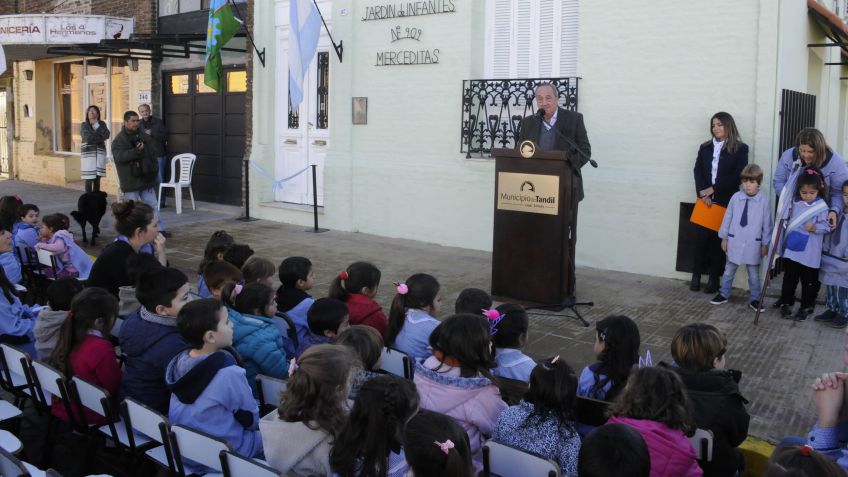 Se inauguraron las obras del Jardín de Infantes 909 de Vela