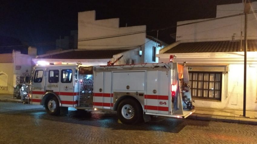 Fuga de gas en calefactor provocó una explosión: un herido