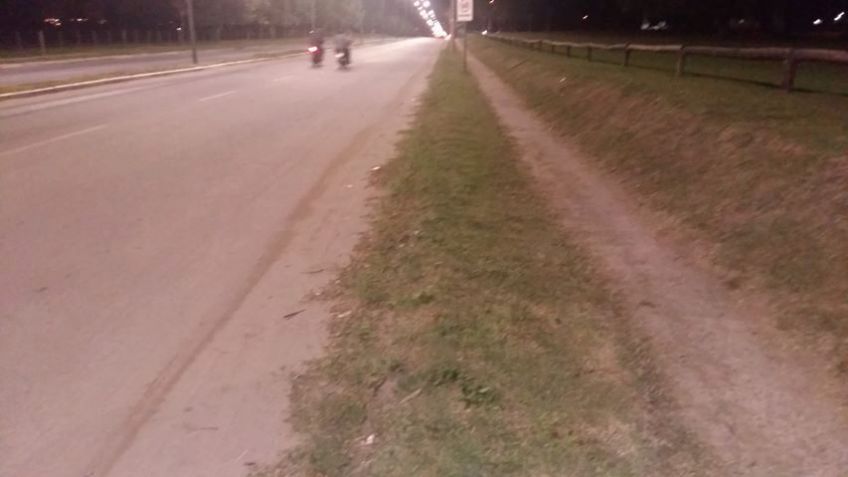 Inbox: denuncia por la falta de mantenimiento del cordón asfáltico de una avenida