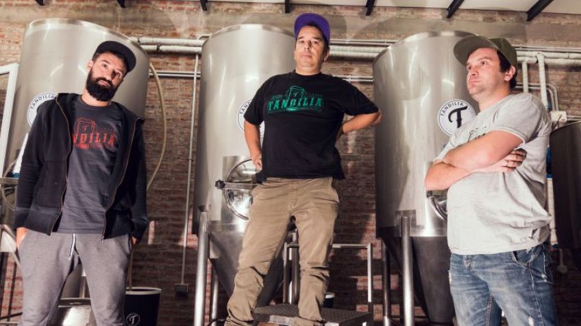 "La gente no sabe que cuando elige una cerveza decide entre solo dos marcas"