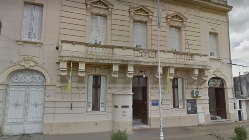 Salió del boliche "enloquecido"  y golpeó a una mujer