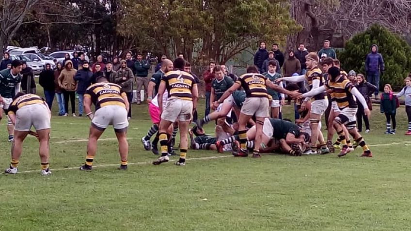Uncas se tomó revancha en cancha de Los Cardos