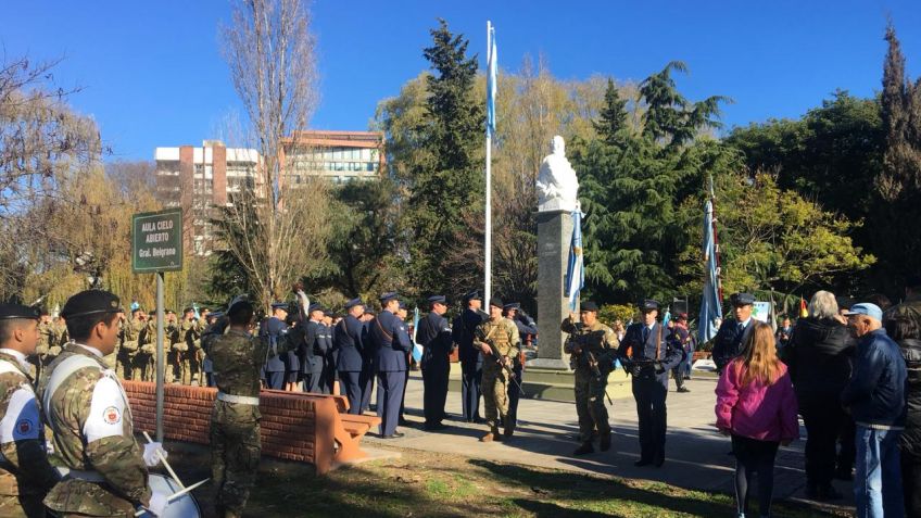 Tandil homenajeó a Belgrano y celebró el Día de la Bandera