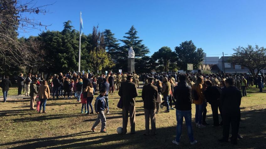 Tandil homenajeó a Belgrano y celebró el Día de la Bandera