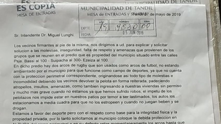 Vecinos reclaman por "molestias e incomodidad" en un predio municipal