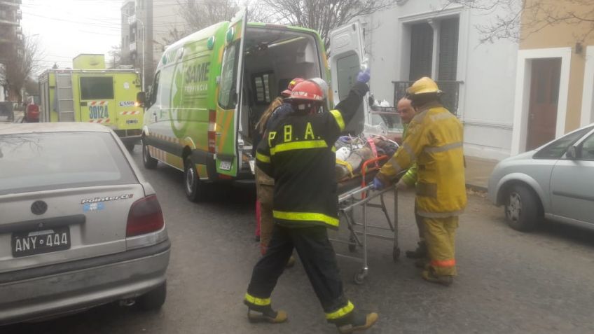 Una pared se derrumbó sobre un hombre