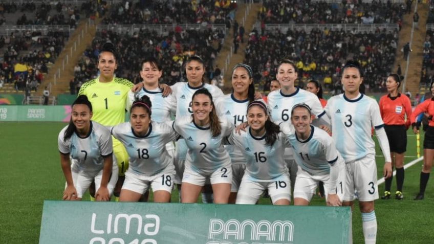 Agustina Barroso fue medalla de plata con la selección femenina de futbol