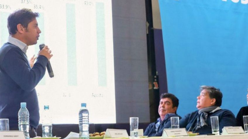 Kicillof afirmó que "triunfó la unidad del campo popular" al hablar con intendentes