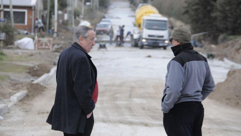 "Este año completaremos la pavimentación y repavimentación en más de 200 cuadras"