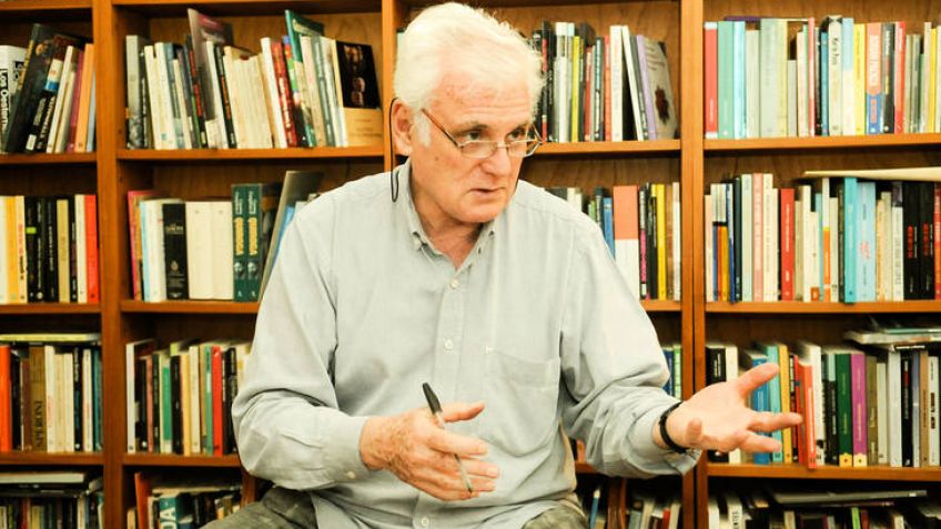 Carlos Ulanovsky presentará "En otras palabras"