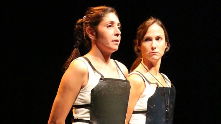 Teatro de improvisación, reflexión y crítica social con humor