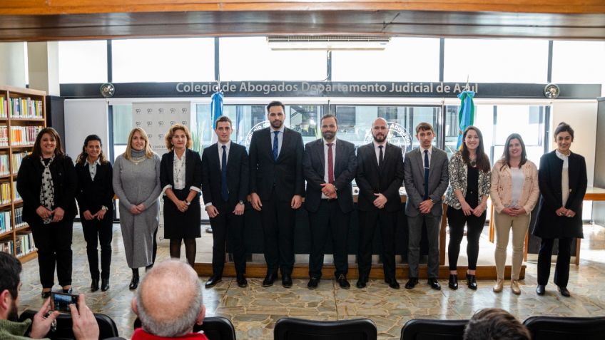 Bienvenida y Jura de diez nuevas matriculadas y matriculados