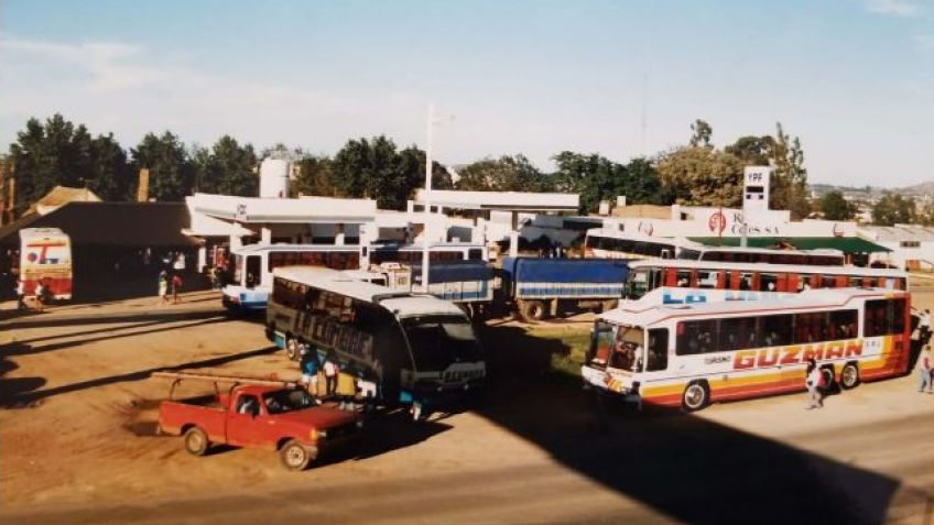 El movimiento de colectivos era incesante. Los choferes iban a Las Pircas antes que a la Terminal de Ómnibus, atraídos por la calidad de los servicios.