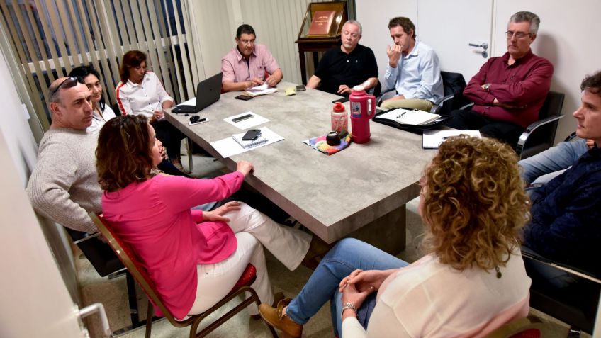 Almenta se reunió con el Foro de Construcción 