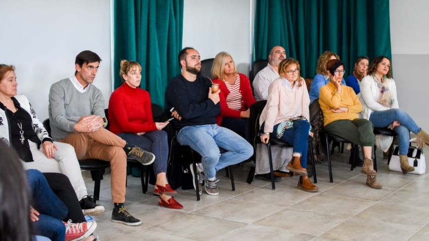 La Mesa contra la Violencia Familiar y de Género se reunió con Almenta e Iparraguirre