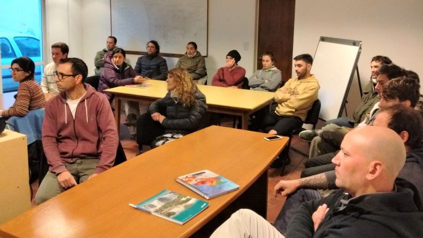 Dictan curso de Iniciación Apícola para emprendedores