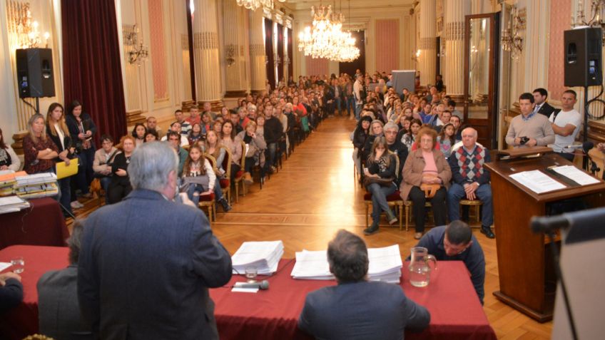 Más familias recibieron las escrituras de sus viviendas